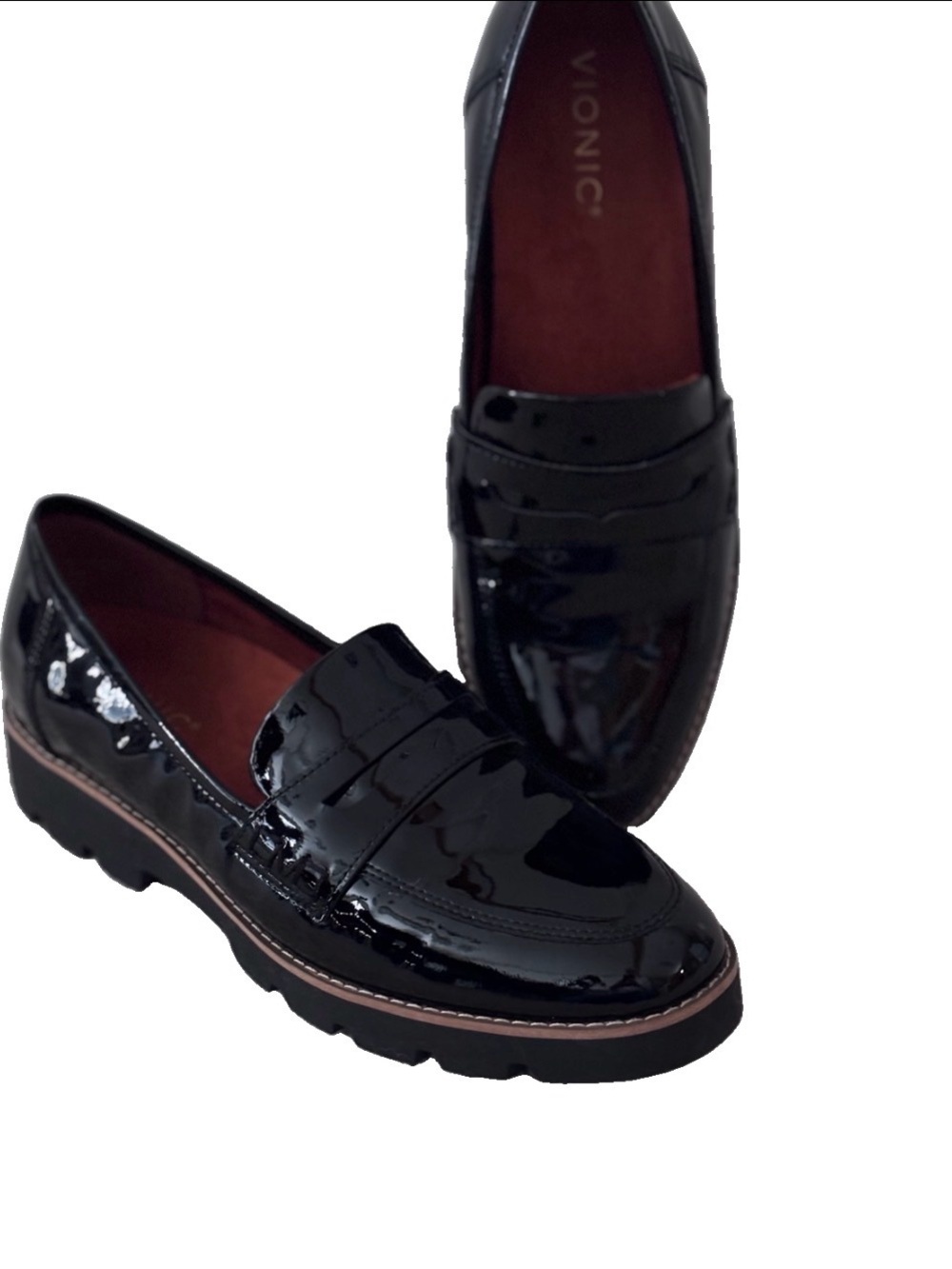NWOB Vionic Cheryl Black Patent Leather Lug Sole Loafers Size 9 - Picture 5 of 12